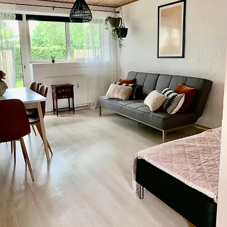 Apartment 15 Min Walk To Lego House/50m2 With Garden *