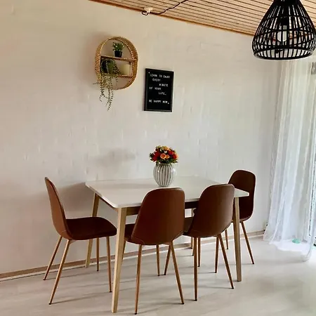 15 Min Walk To Lego House/50m2 With Garden *