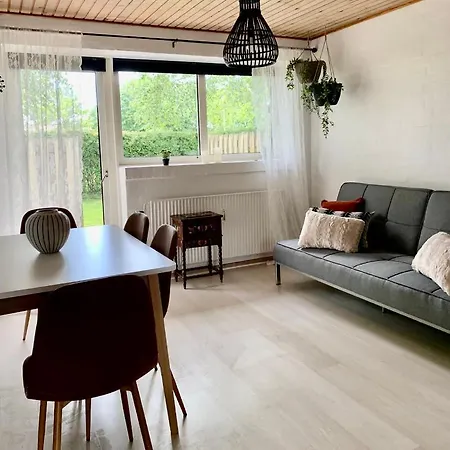 15 Min Walk To Lego House/50m2 With Garden Apartment *