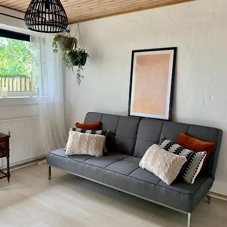 Apartment 15 Min Walk To Lego House/50m2 With Garden Billund